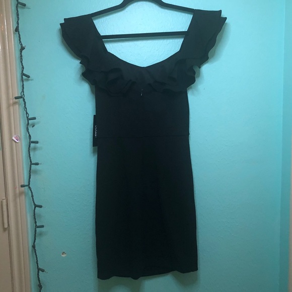 Black Ruffle Bodycon Dress - Picture 3 of 4